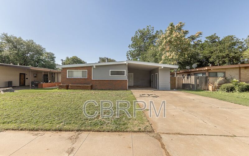 Lubbock House: 4409 44th Street