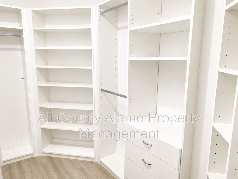 Main Rental Photo 21
