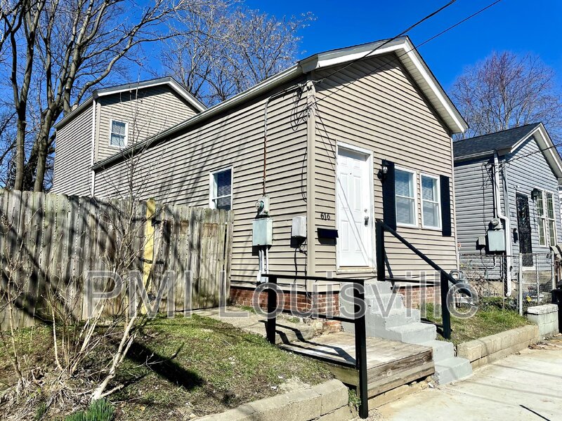 Louisville House: 616 N 28th St