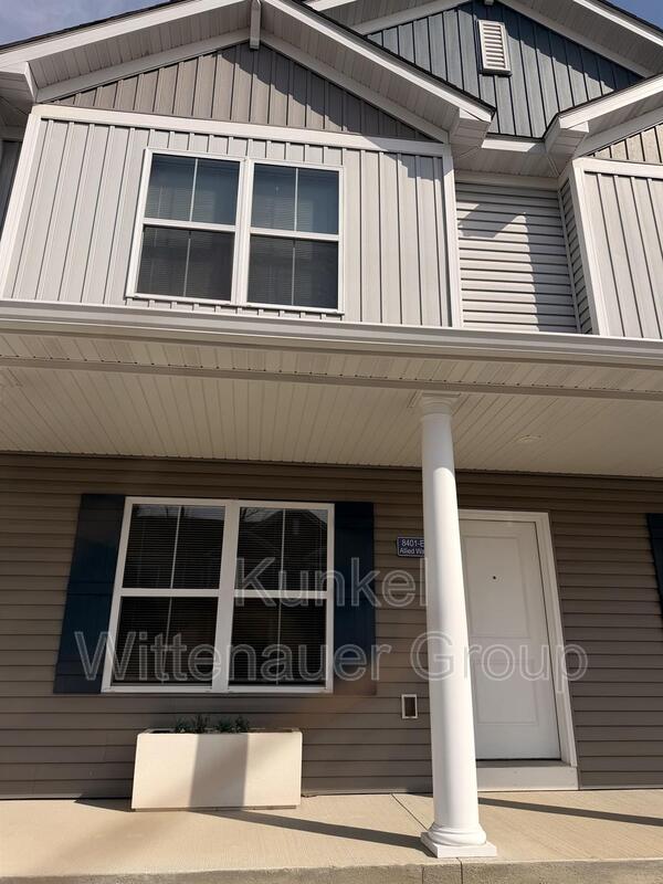 O'FALLON Condo: 8401-E ALLIED WAY