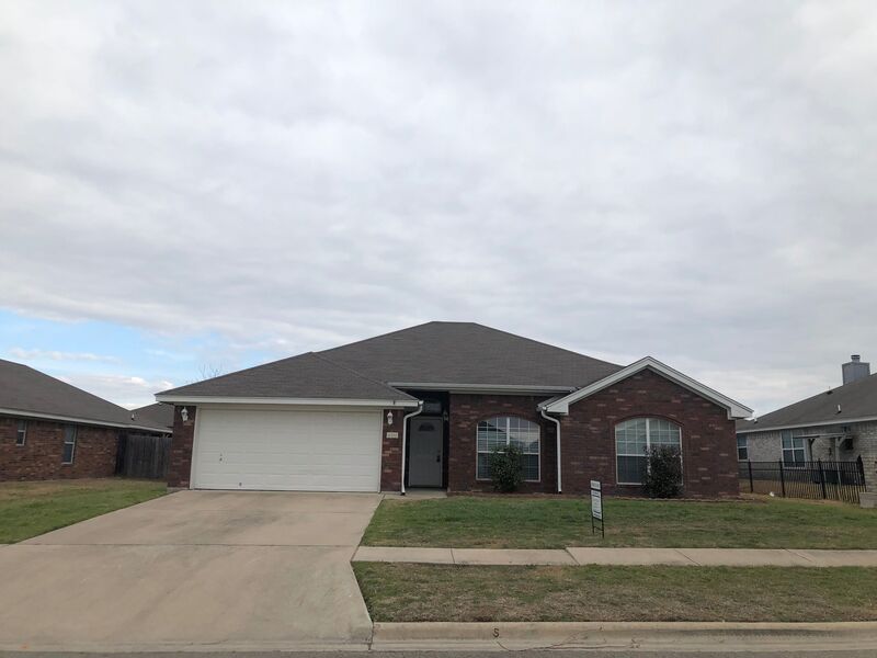 Killeen House: 4300 Capri Drive