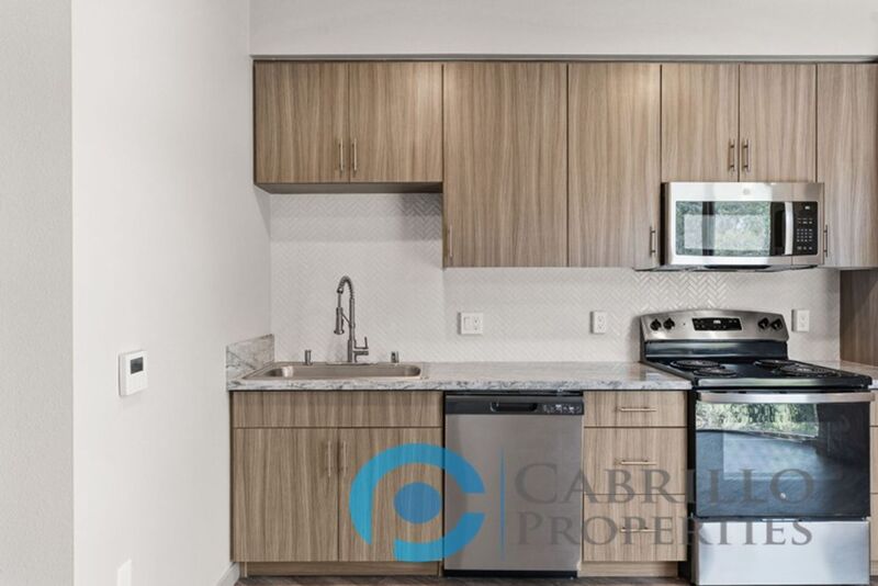 San Diego Condo: 3093 Broadway