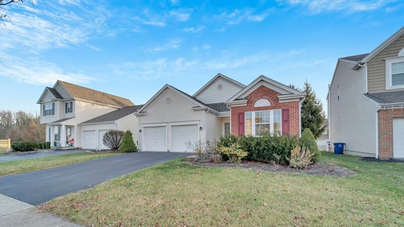 New Albany House: 7275 Winterbek Avenue
