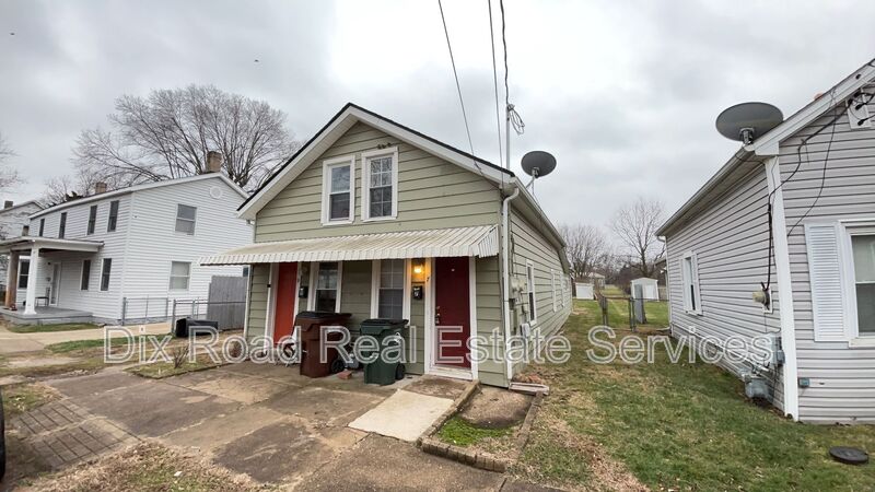 Trenton House: 7 - 9 East Main Street