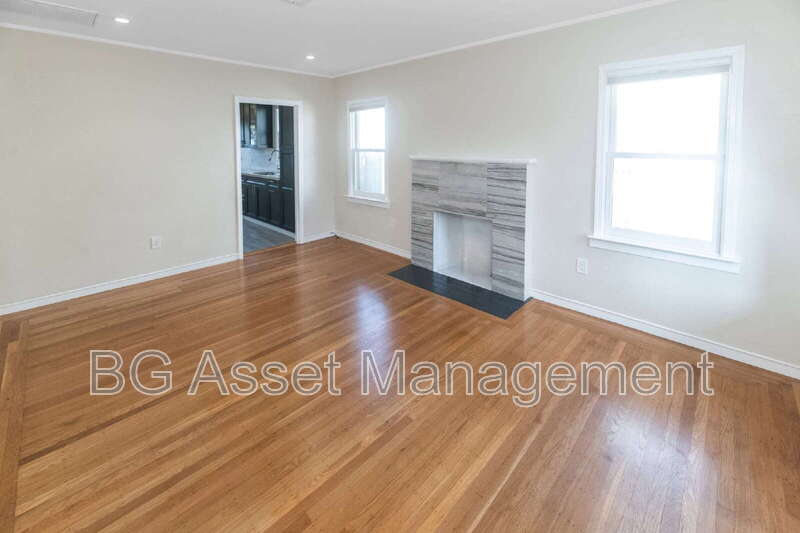 El Cerrito House: 317 Pomona Avenue