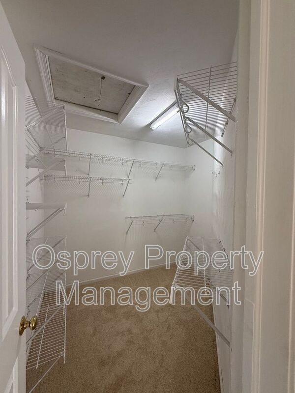 Spacious 3-Bedroom Home in Burbage Grant! "ASK ABOUT OUR ZERO DEPOSIT" - Photo 13