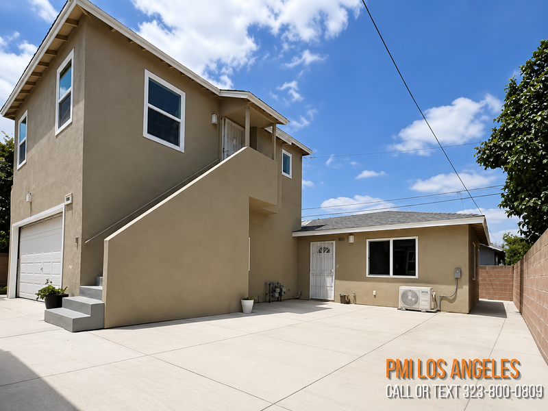 Huntington Park House: 6509 State Street