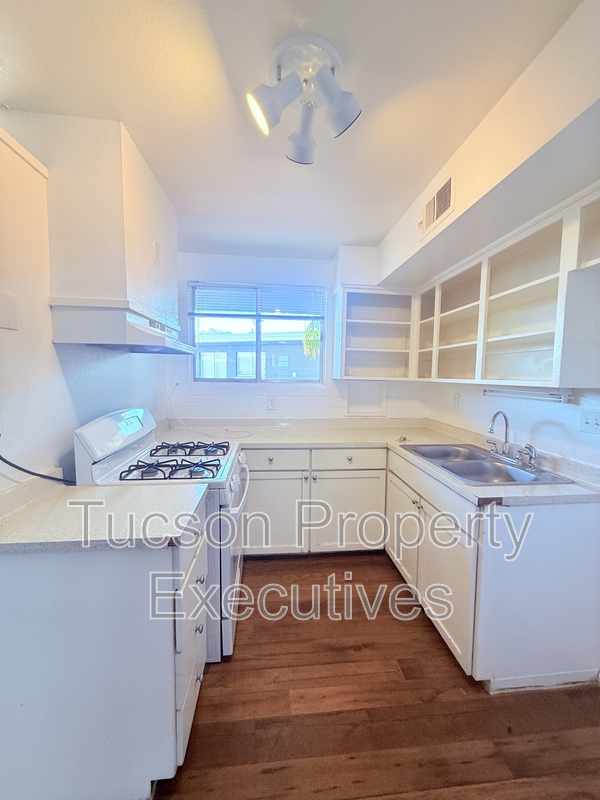 Tucson Condo: 5770 East 10th Street - 28