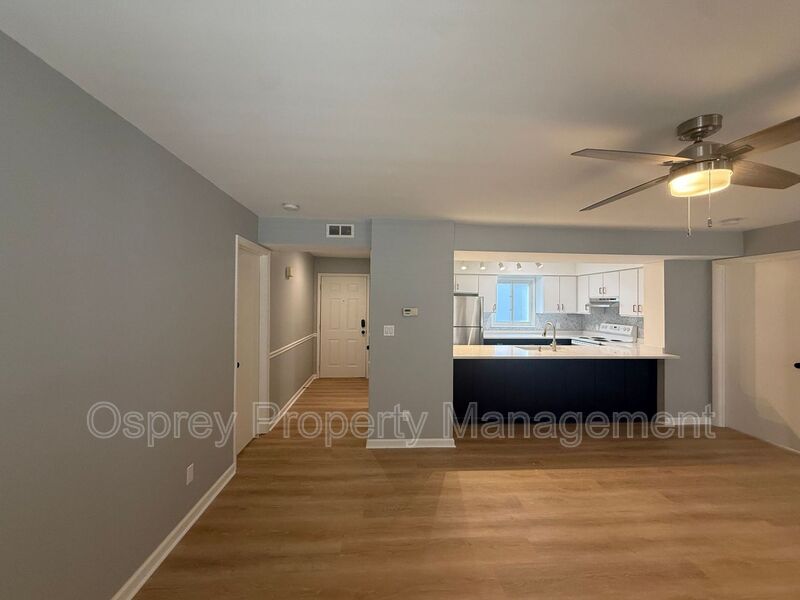 Well-Maintained Beachside Condo Near Shore Drive *ASK ABOUT OUR ZERO DEPOSIT* - Photo 2
