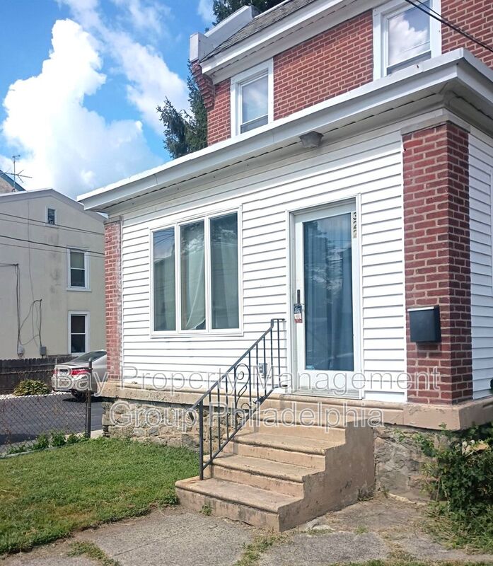 Philadelphia House: 322 Lemonte St