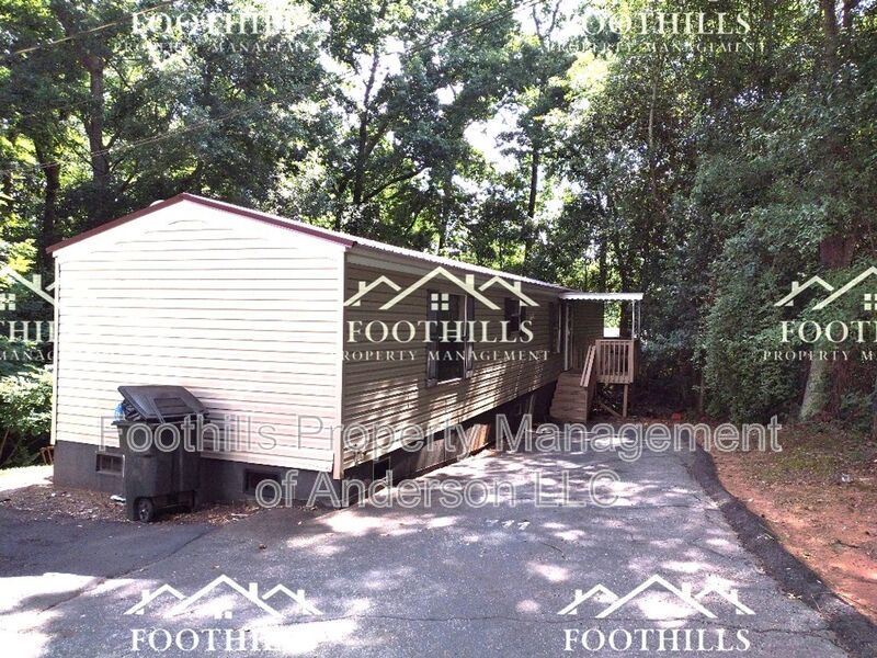 Anderson House: 111 Inez Street