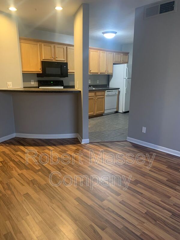 Louisville Condo: 1829 Edenside Avenue