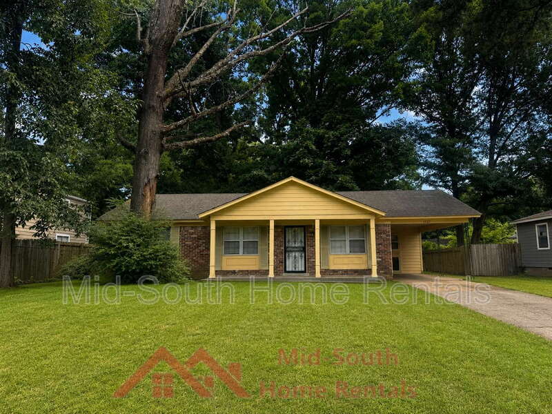 Memphis House: 1521 Abernathy Ave