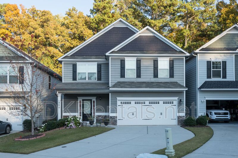Acworth House: 840 Whisperwood Trail