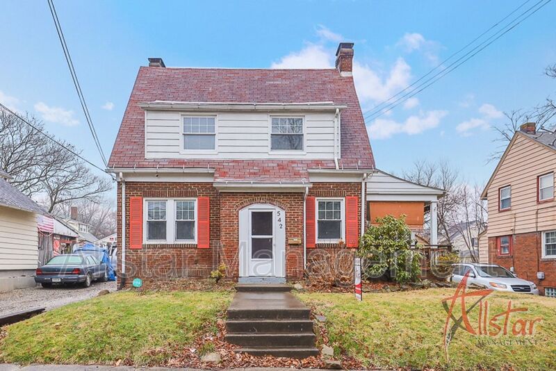 Akron House: 542 Lindell St.