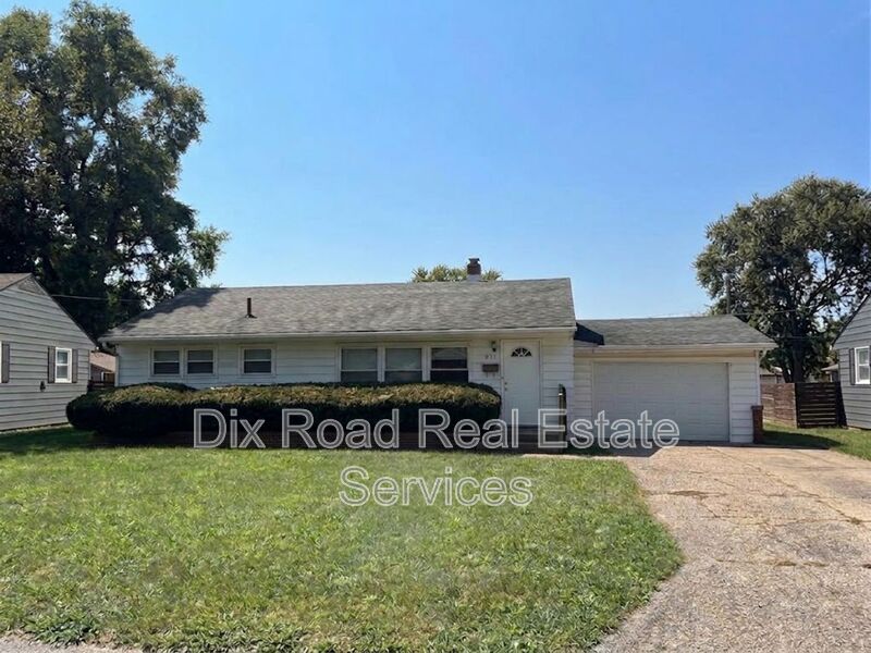 Trenton House: 411 Glenn Street