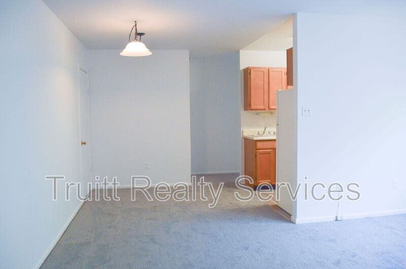 Washington Condo: 3301 C St S.E.