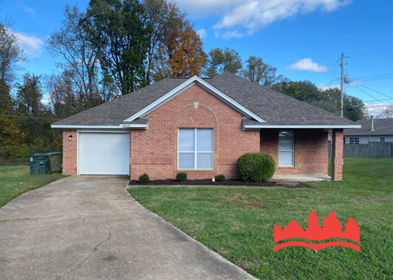 Memphis House: 4444 W Kings Valley Cv