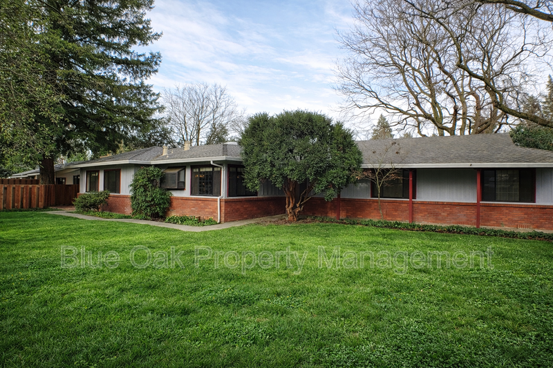 Chico House: 1716 Meadow Road