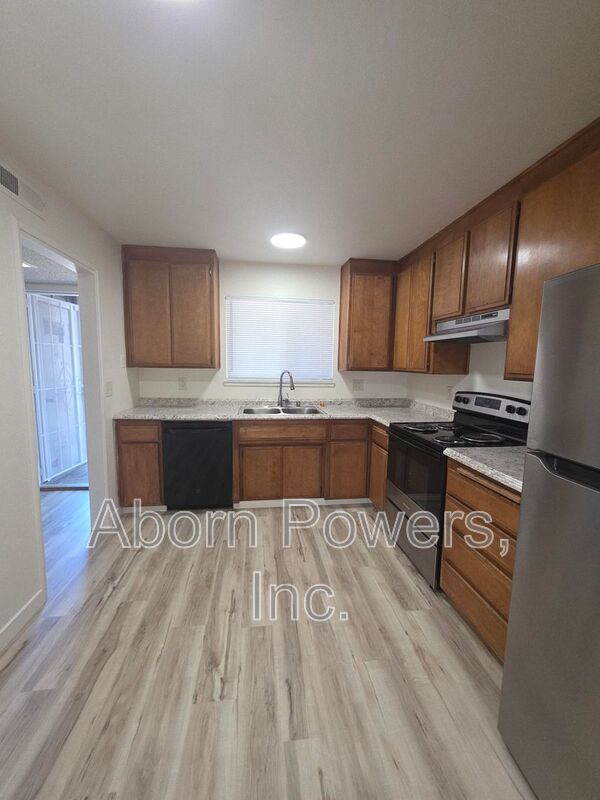 Yuba City House: 1140 Melton Drive