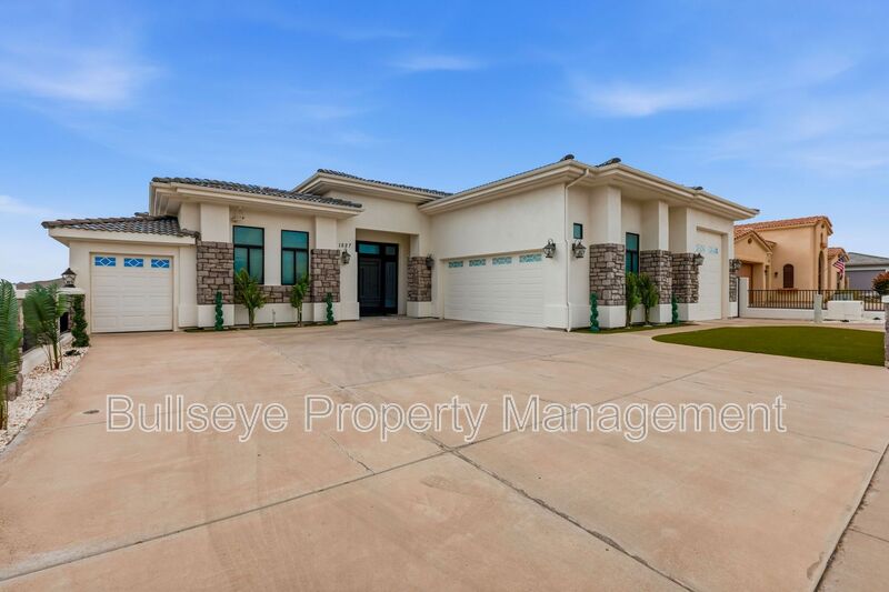 Phoenix House: 1527 E. Villa Maria Dr.
