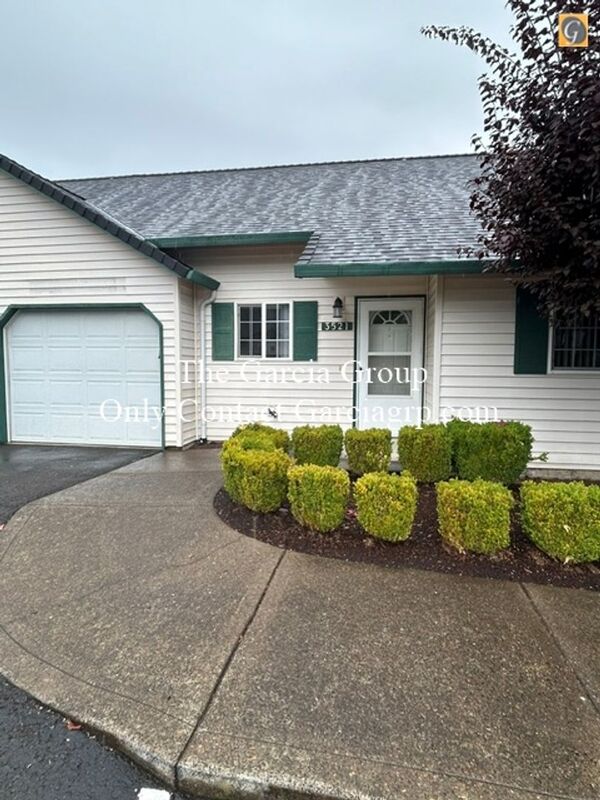 Oak Grove Condo: 3521 SE Vineyard Rd