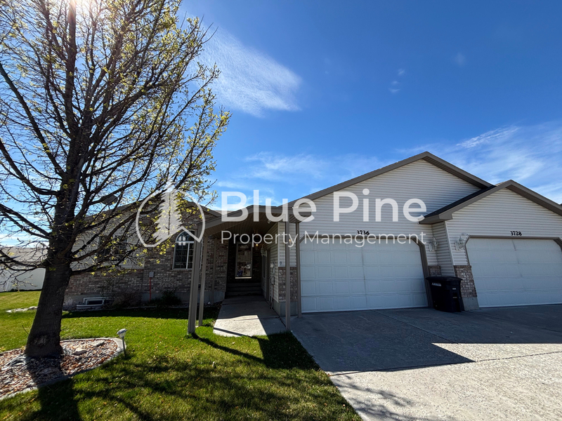 Ammon Condo: 3736 Ellendale Circle