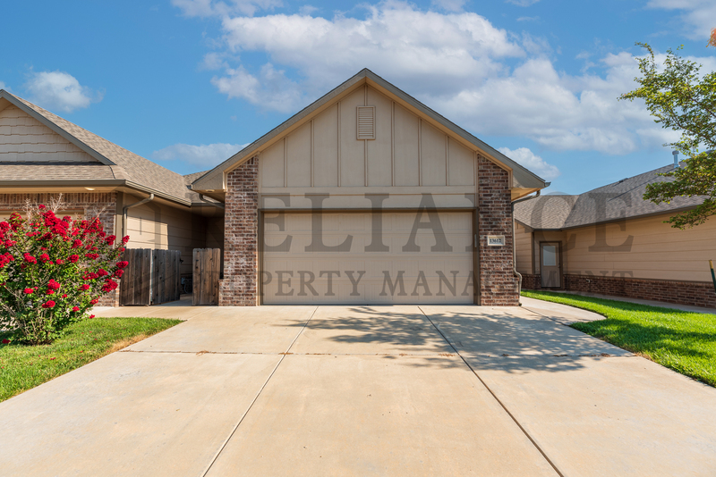 Wichita House: 13630 West Nantucket St