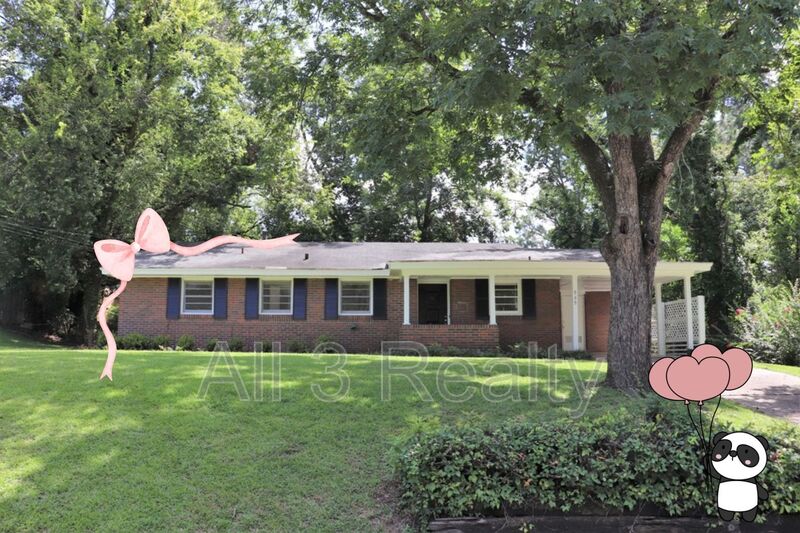 Montgomery House: 939 Green Ridge Court