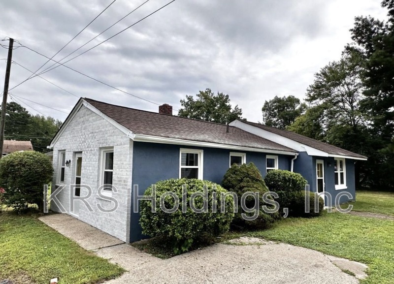 Williamsburg House: 115 Orange Dr