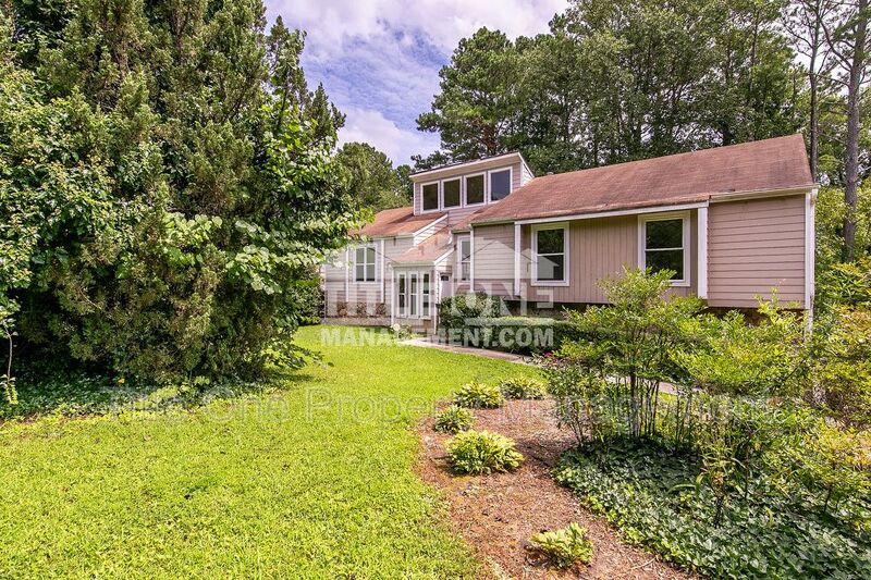 Request a Viewing for 19 Ashton Woods Dr Tenant Turner