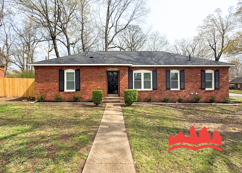 Memphis House: 3270 Fairbanks St