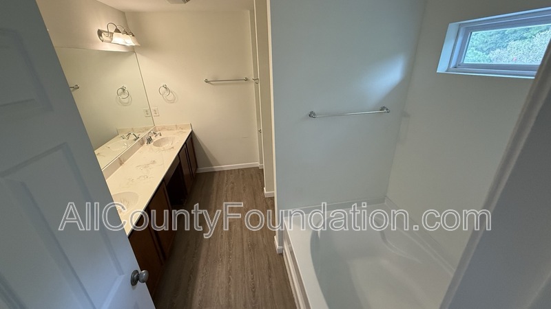 Main Rental Photo 8