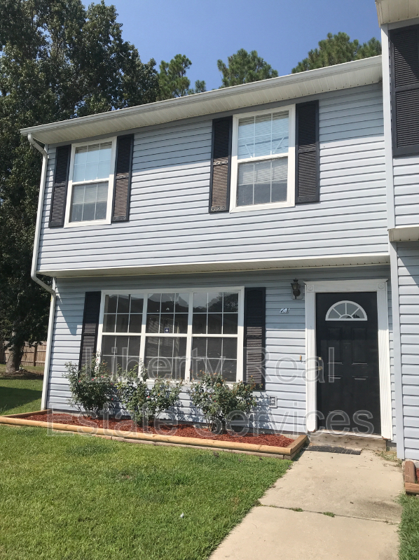 Hinesville Condo: 1100 Pineland Ave