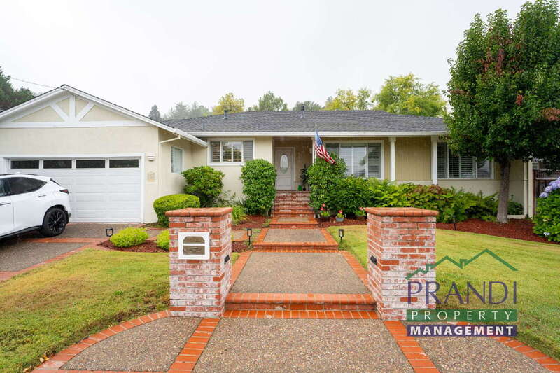 Larkspur House: 249 Tulane Drive