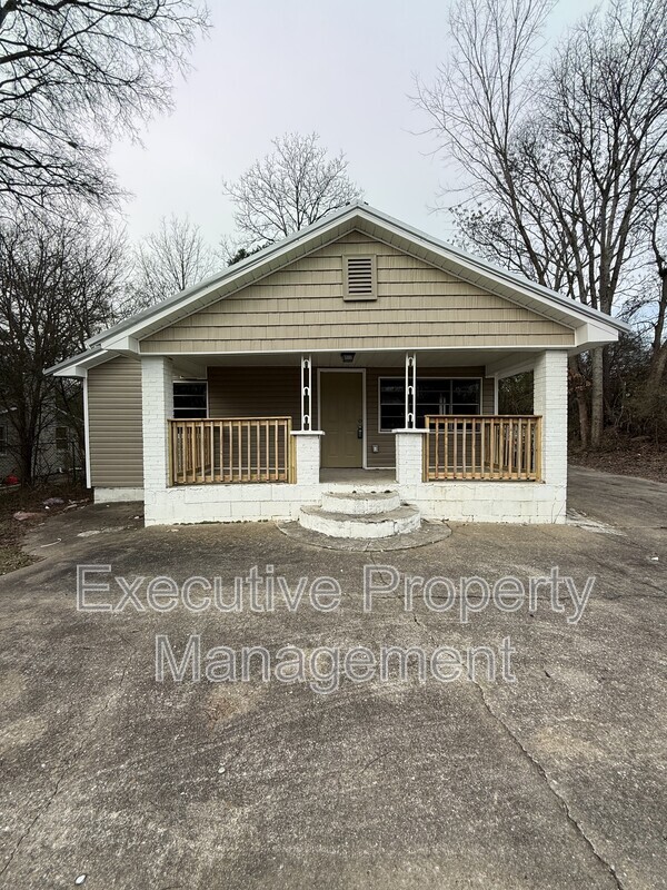 Birmingham House: 1512 Cherry Avenue