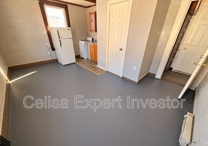 Fort Wayne Condo: 1013 Stophlet Street