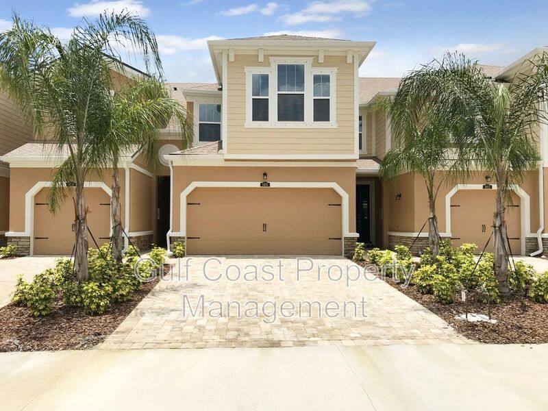 Bradenton House: 5016 Skyview Lane