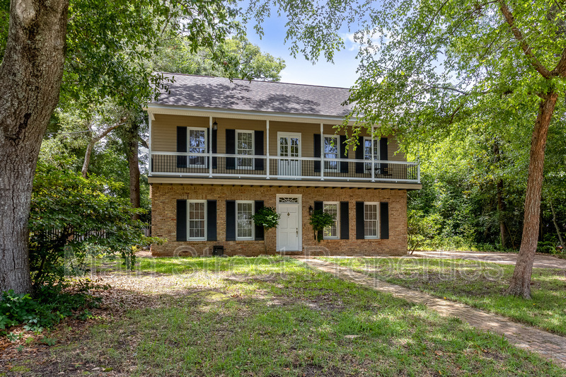 Pensacola House: 424 West Lee Street