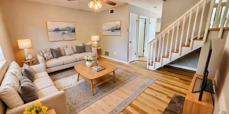 O'Fallon Condo: 823 N Cherry St