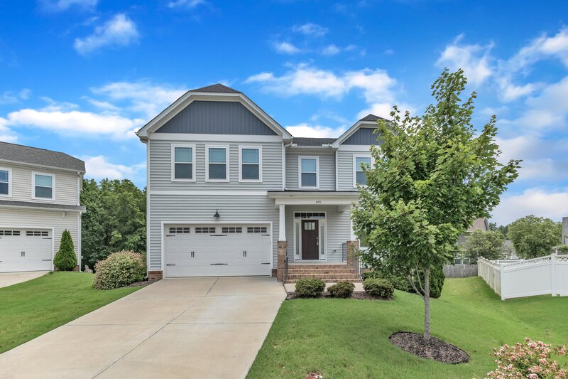 Knightdale House: 4701 Kia Drive
