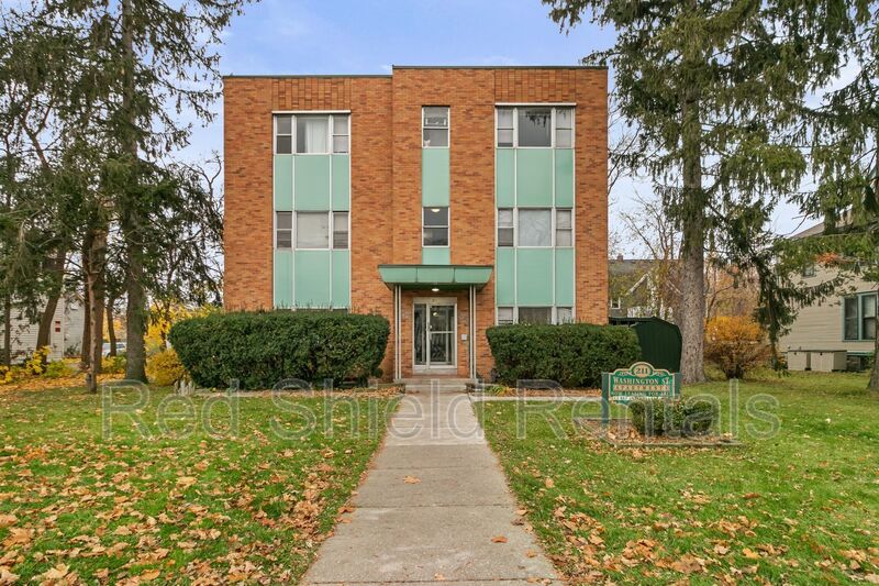 Ypsilanti Condo: 211 N Washington St