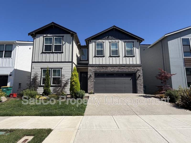 Portland House: 16005 Northwest Gooderham Street