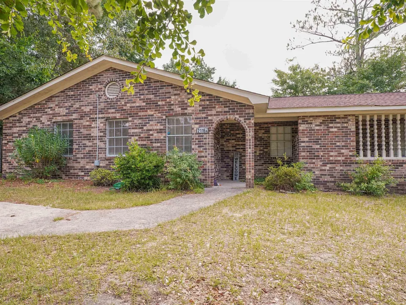 Columbia Condo: 2116 Greenoaks Road - 2A