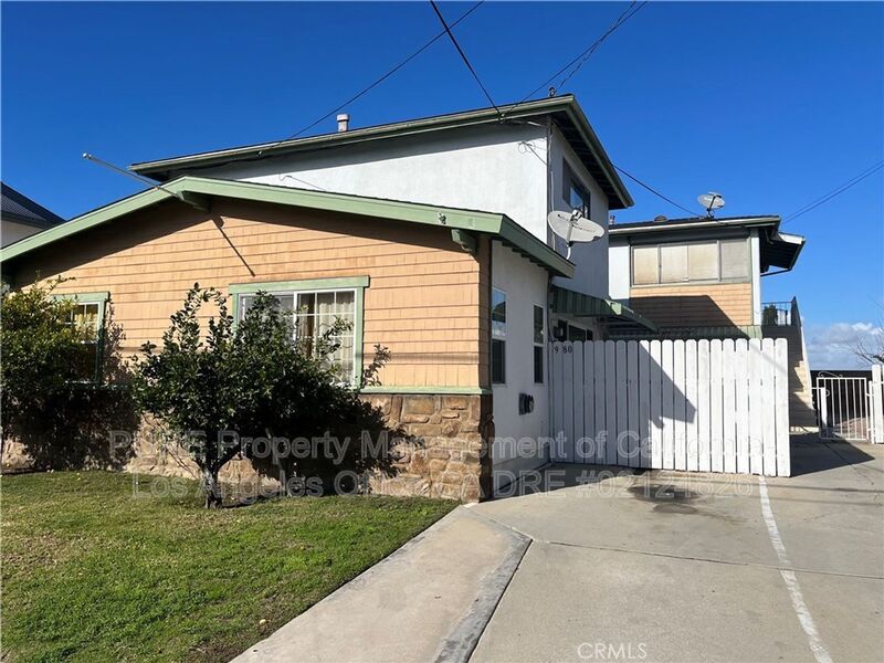 San Pedro House: 980 W Battery St