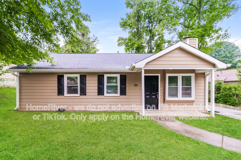 Buford House: 4636 Vintage Ln
