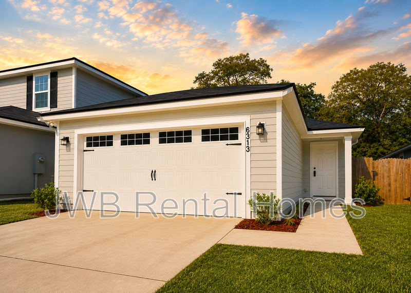 Jacksonville House: 8213 Free Ave