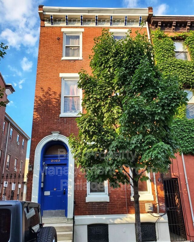 Philadelphia Condo: 2063 E York St