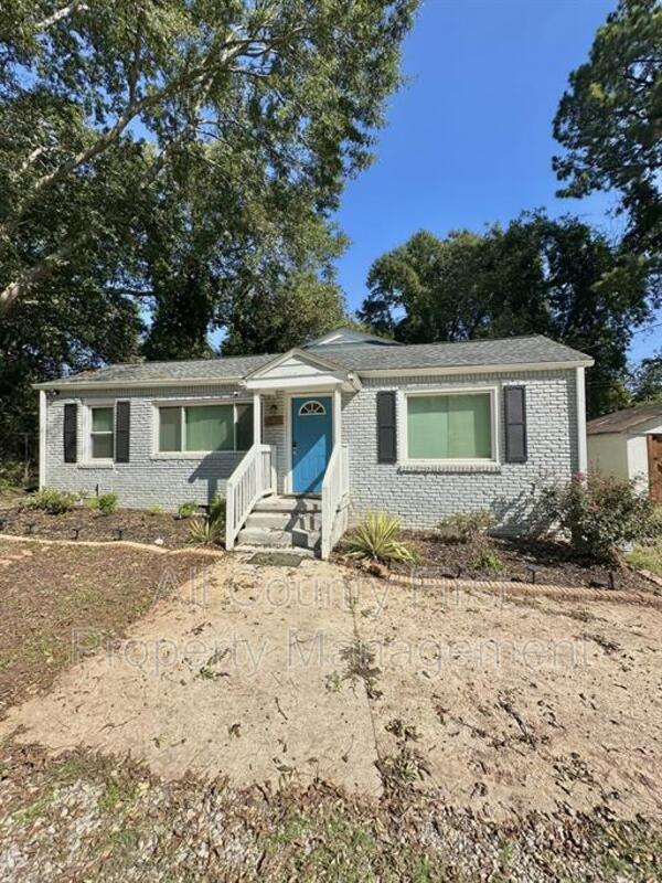 Main image for 1384 Peachcrest Rd, 1384 Peachcrest Rd