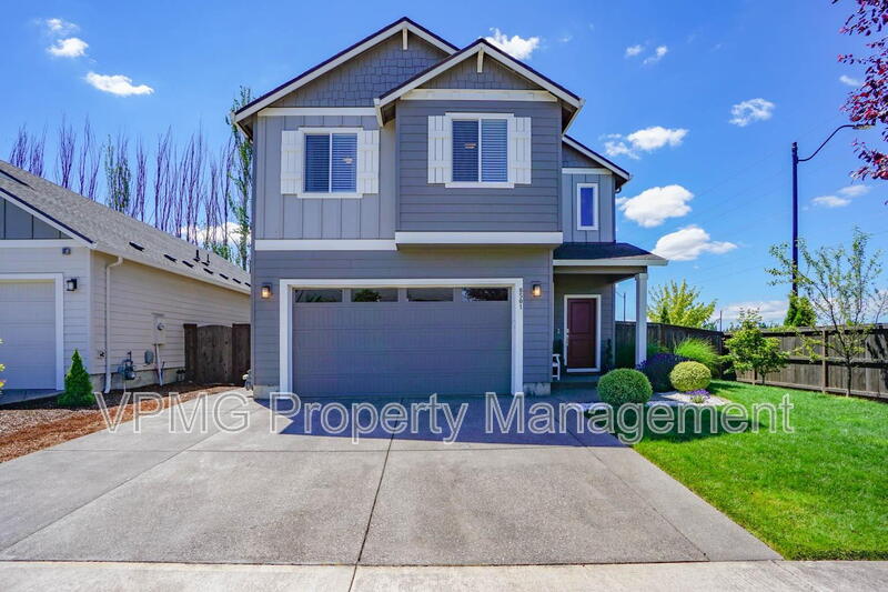 Ridgefield House: 8501 N 1st St